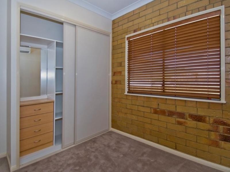 Bentley Park QLD 4869