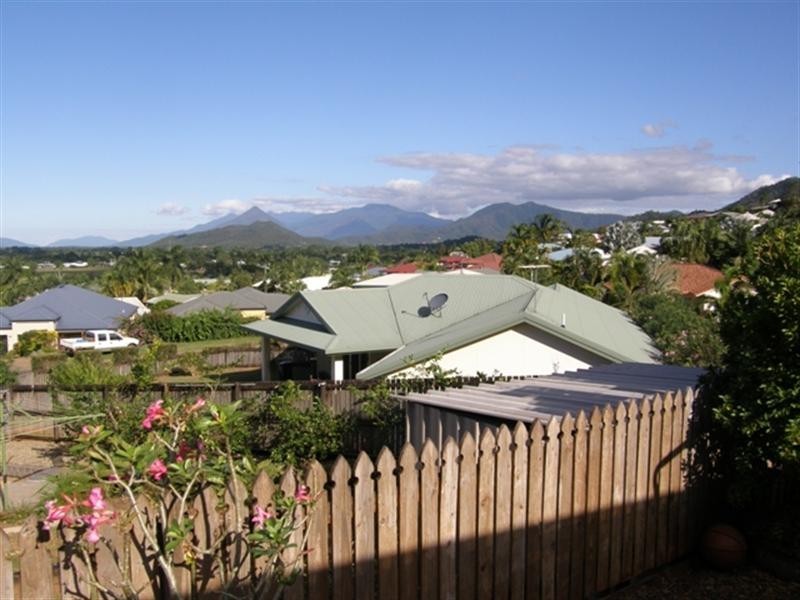 19 Caesar Street, Bentley Park QLD 4869