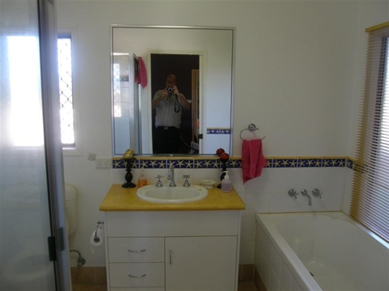 19 Caesar Street, Bentley Park QLD 4869