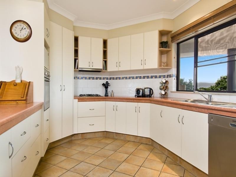 34 Caesar Street, Bentley Park QLD 4869