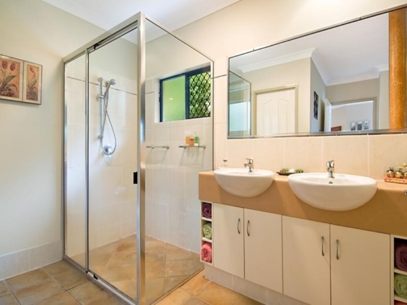 34 Caesar Street, Bentley Park QLD 4869