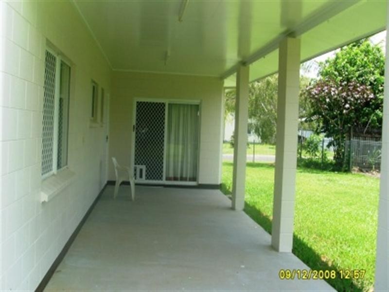 Bentley Park QLD 4869