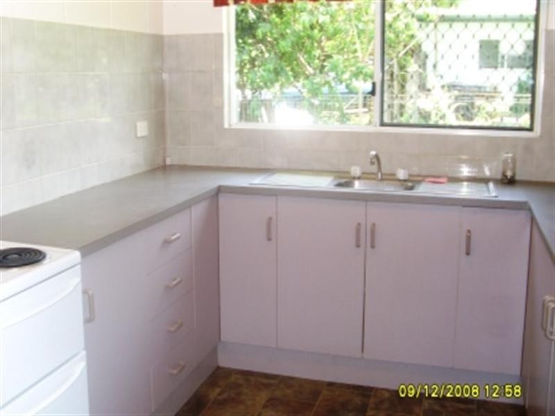 Bentley Park QLD 4869