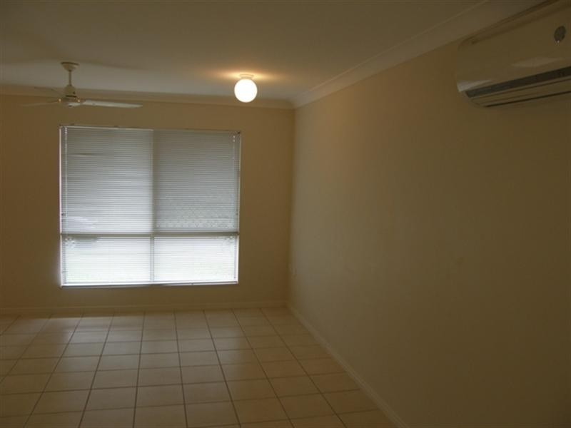 23 Sunrise Street, White Rock QLD 4868