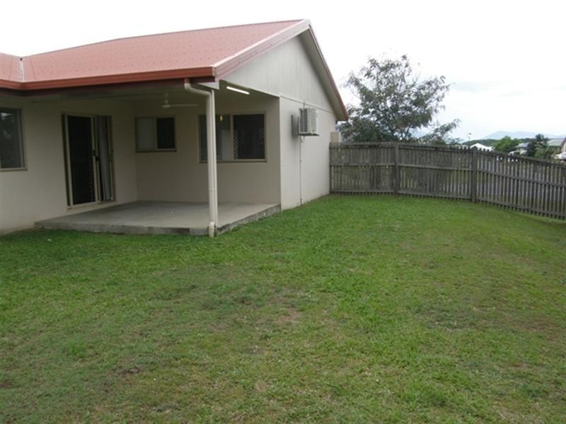 23 Sunrise Street, White Rock QLD 4868