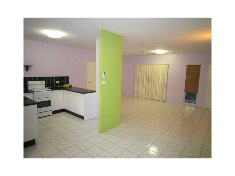 11 Reliance Close, Bentley Park QLD 4869