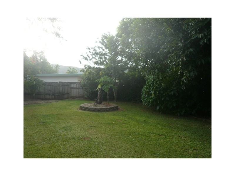 11 Reliance Close, Bentley Park QLD 4869