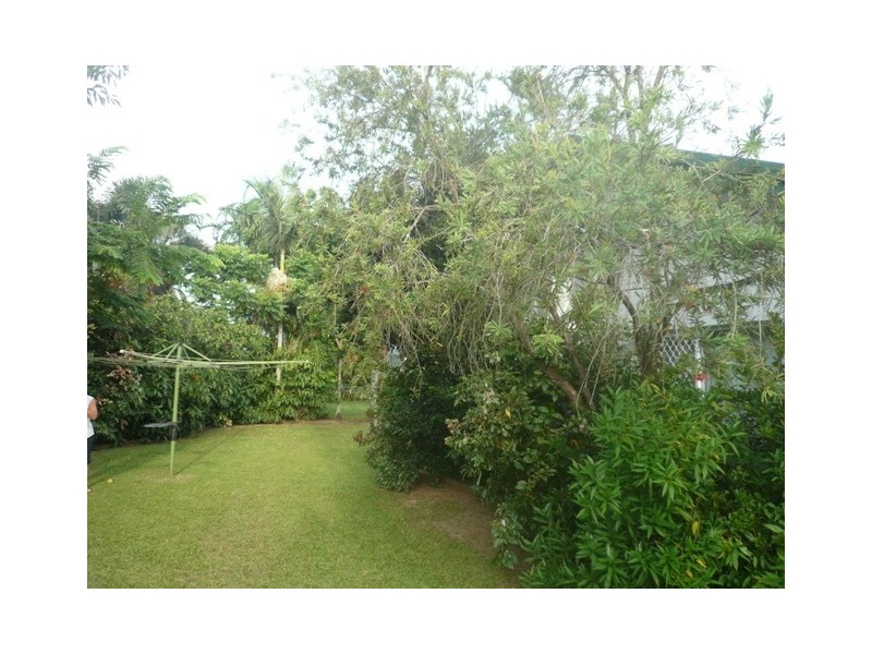 11 Reliance Close, Bentley Park QLD 4869