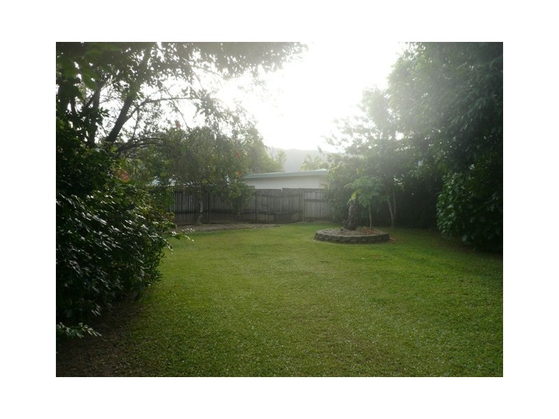 11 Reliance Close, Bentley Park QLD 4869