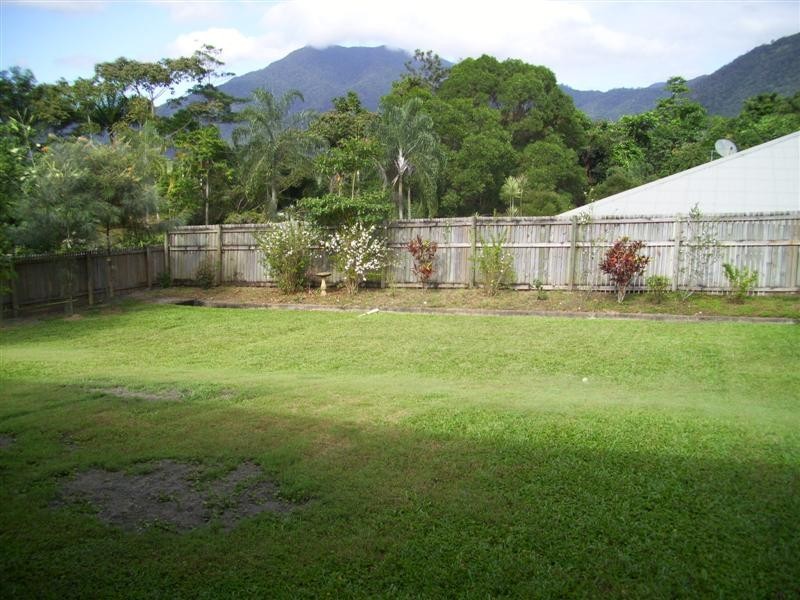 Bentley Park QLD 4869