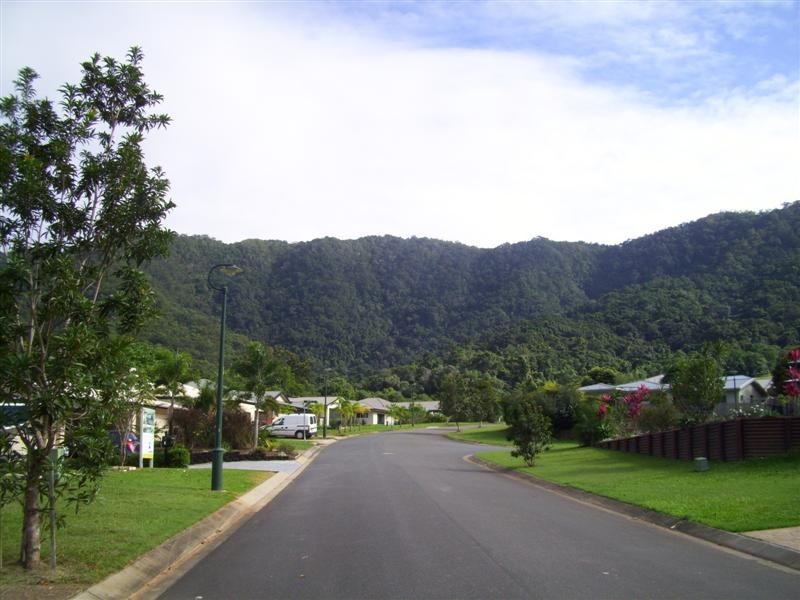 Bentley Park QLD 4869