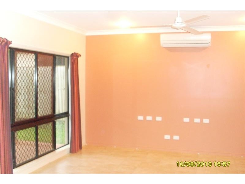 Bentley Park QLD 4869