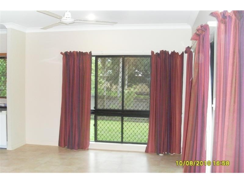 Bentley Park QLD 4869