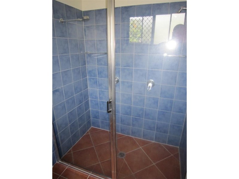 27 Fitzmaurice Drive, Bentley Park QLD 4869