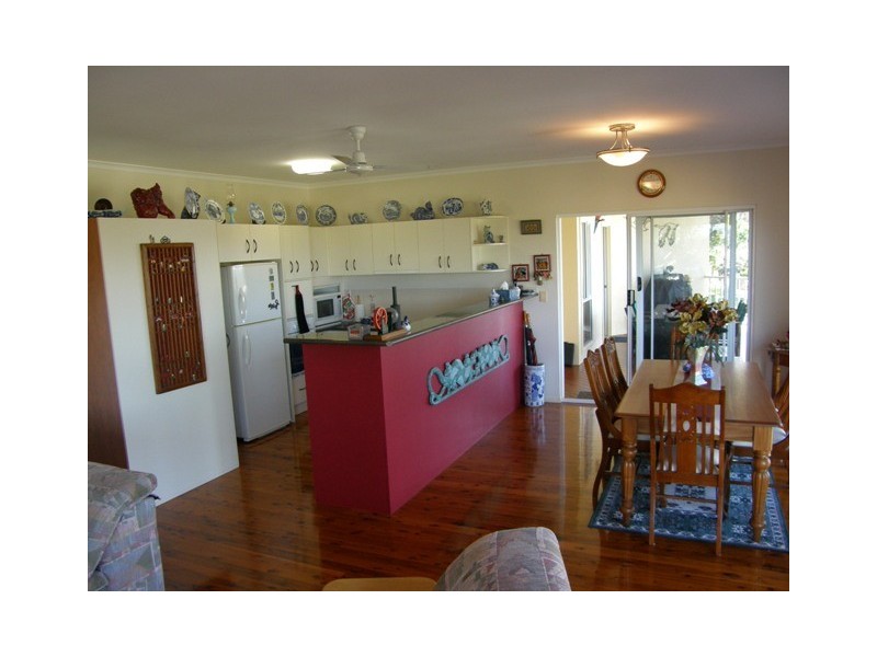 Bentley Park QLD 4869