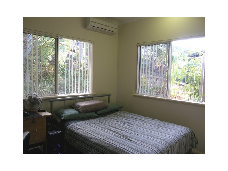 Bentley Park QLD 4869