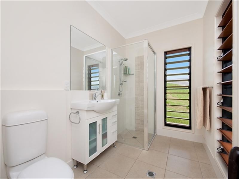 73-75 Costain Street, Goldsborough QLD 4865