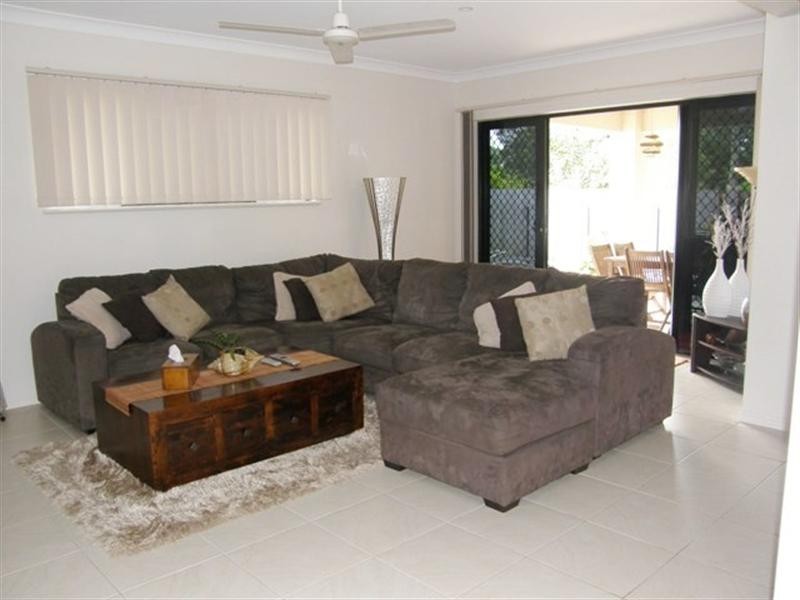 7 Carron Close, Bentley Park QLD 4869