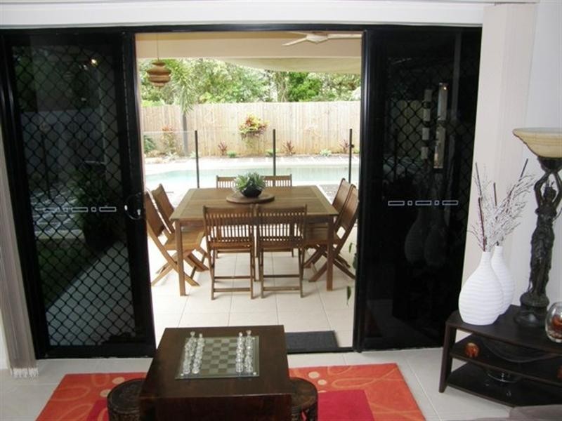 7 Carron Close, Bentley Park QLD 4869