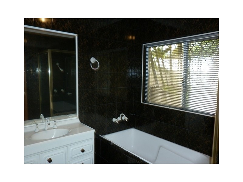 Mount Sheridan QLD 4868