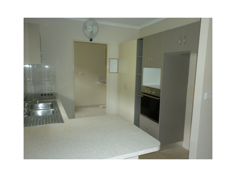 Bentley Park QLD 4869