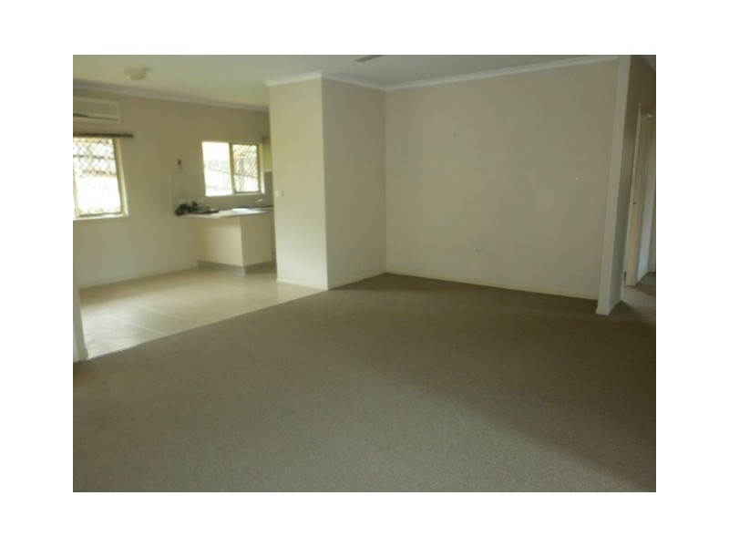 Bentley Park QLD 4869