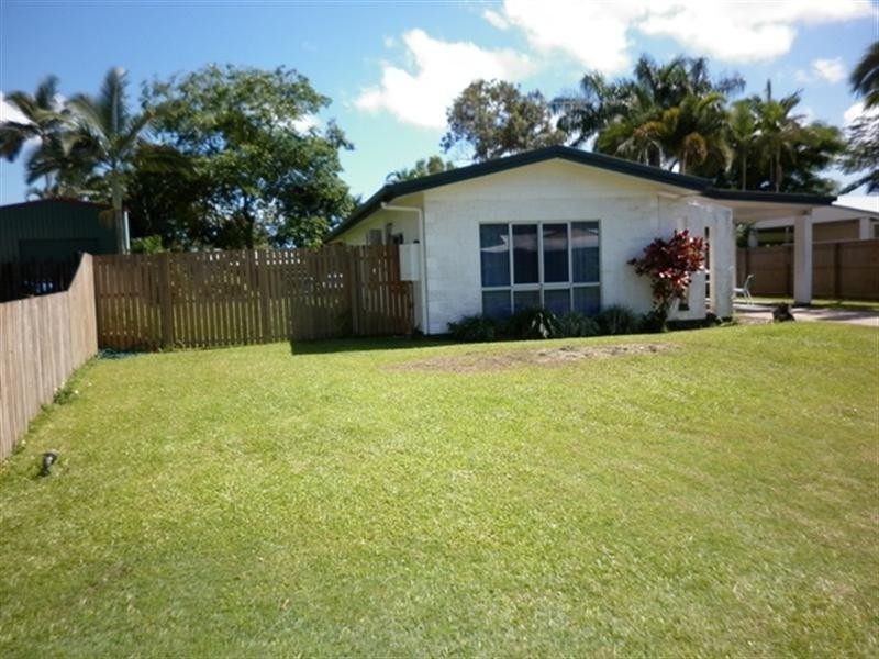 Bentley Park QLD 4869