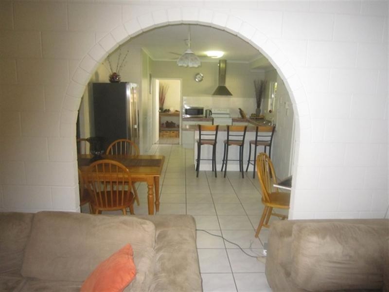 Bentley Park QLD 4869