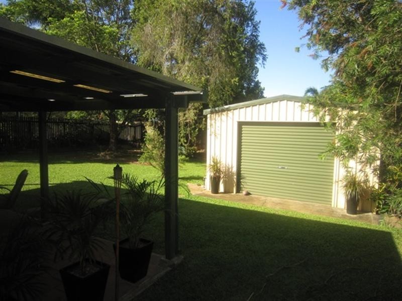 Bentley Park QLD 4869