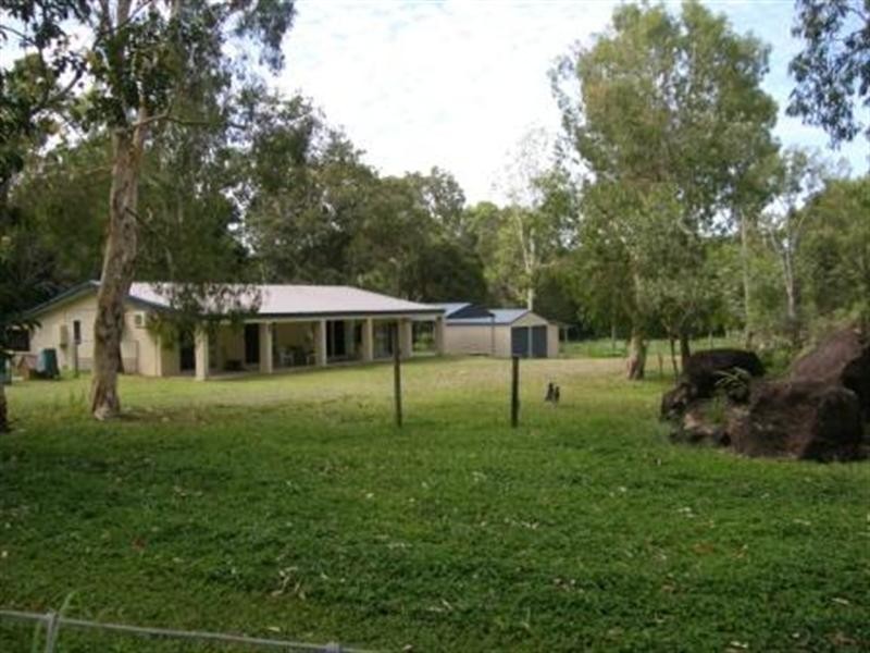 2255 Pine Creek Road, East Trinity QLD 4871
