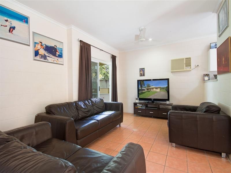 11 Adventure Close, Bentley Park QLD 4869