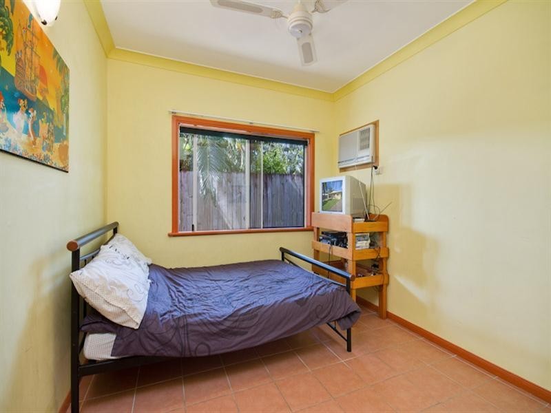 11 Adventure Close, Bentley Park QLD 4869