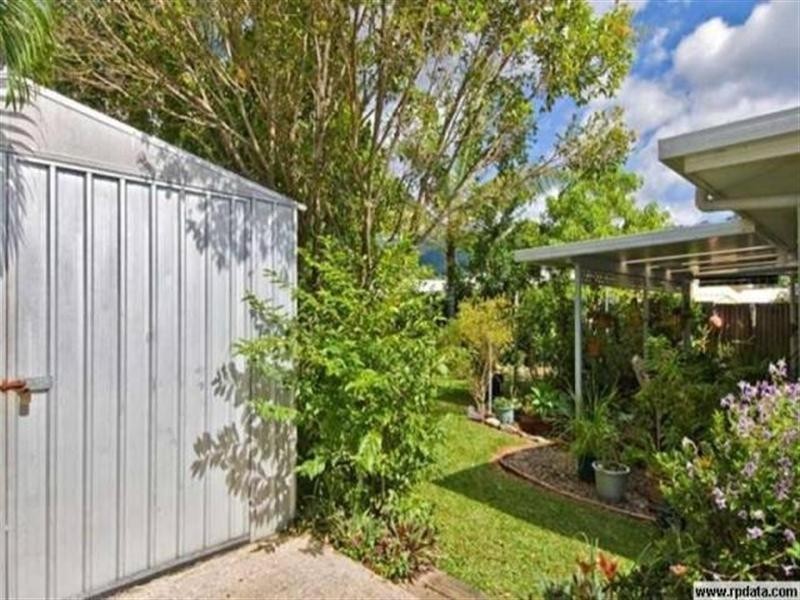 2/105 Robert Road, Bentley Park QLD 4869