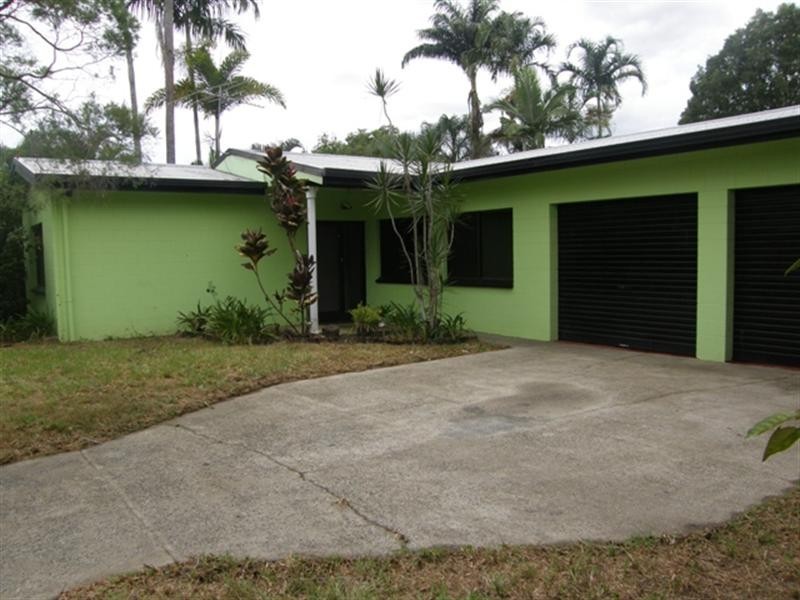 28 Frangipanni Street, White Rock QLD 4868