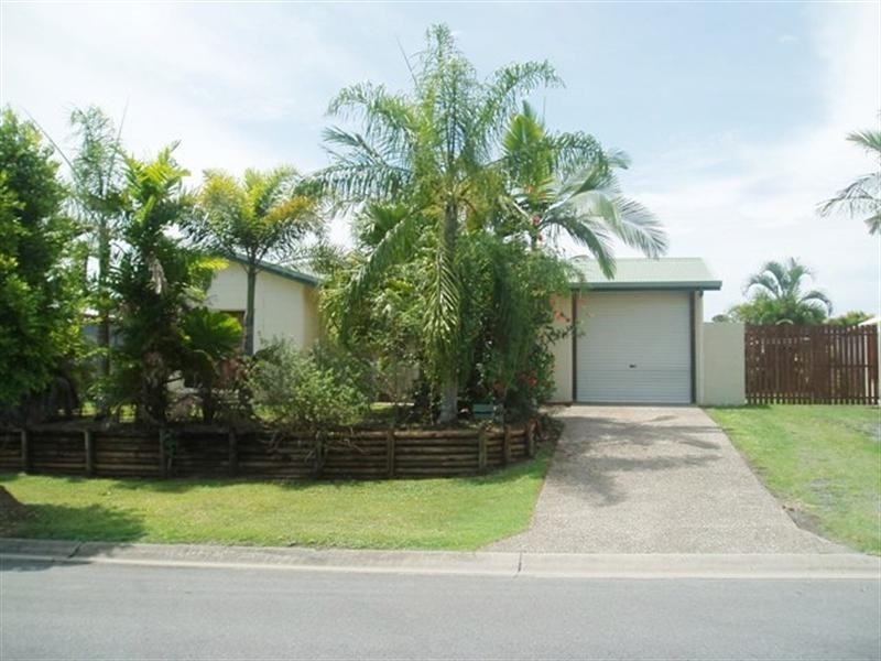 3 Humbolt Close, Edmonton QLD 4869