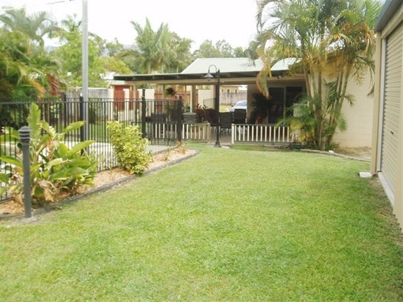 3 Humbolt Close, Edmonton QLD 4869