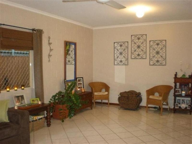 Bentley Park QLD 4869