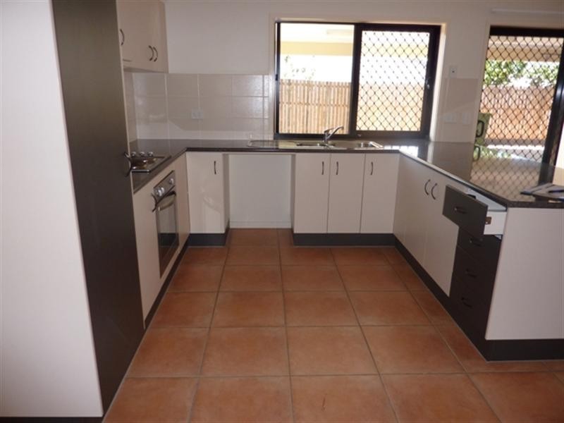 24 Kenrick Street, Gordonvale QLD 4865