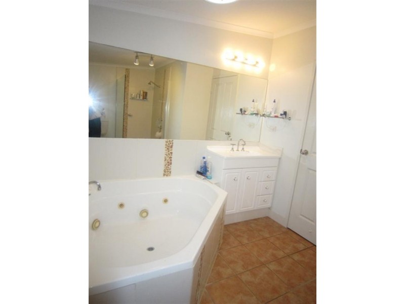 102 Dempsey Street, Gordonvale QLD 4865