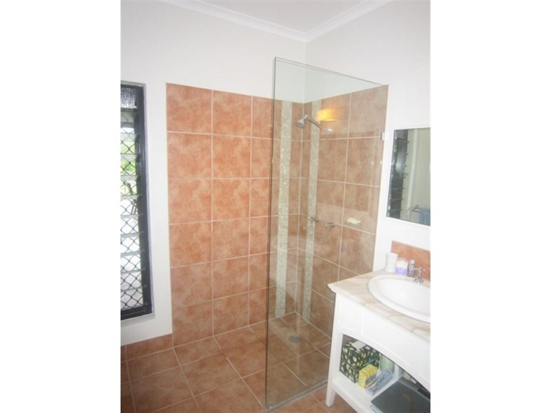 102 Dempsey Street, Gordonvale QLD 4865