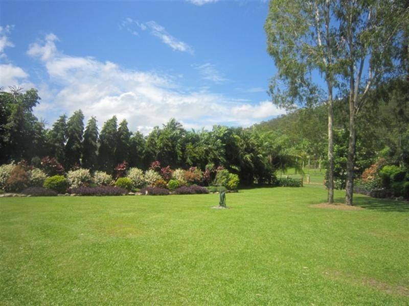 102 Dempsey Street, Gordonvale QLD 4865