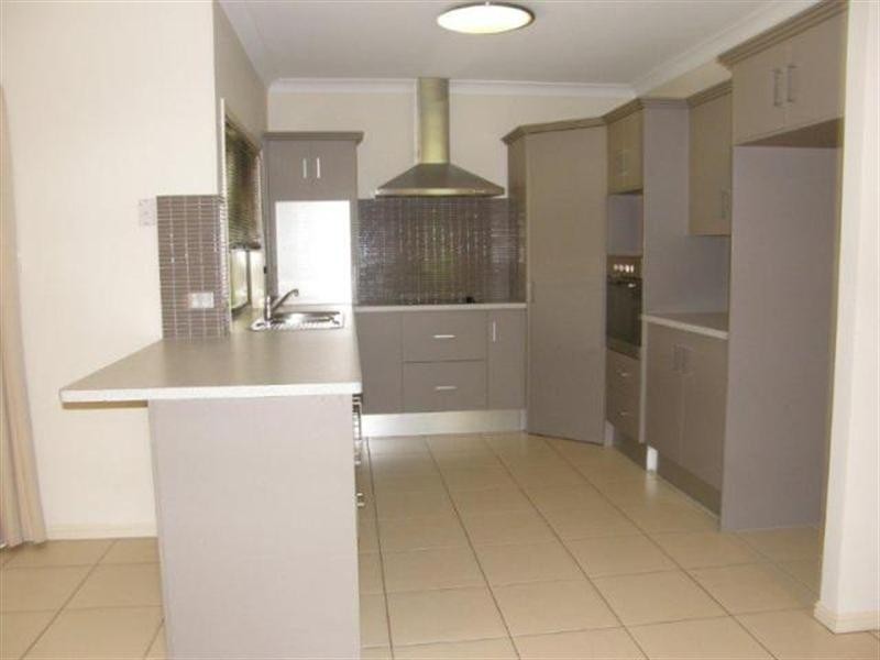 38 Fitzmaurice Drive, Bentley Park QLD 4869