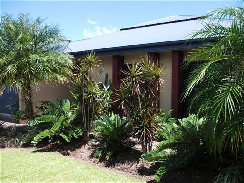 6 Barramulla Close, Edmonton QLD 4869