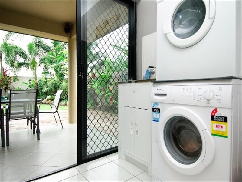 6 Barramulla Close, Edmonton QLD 4869