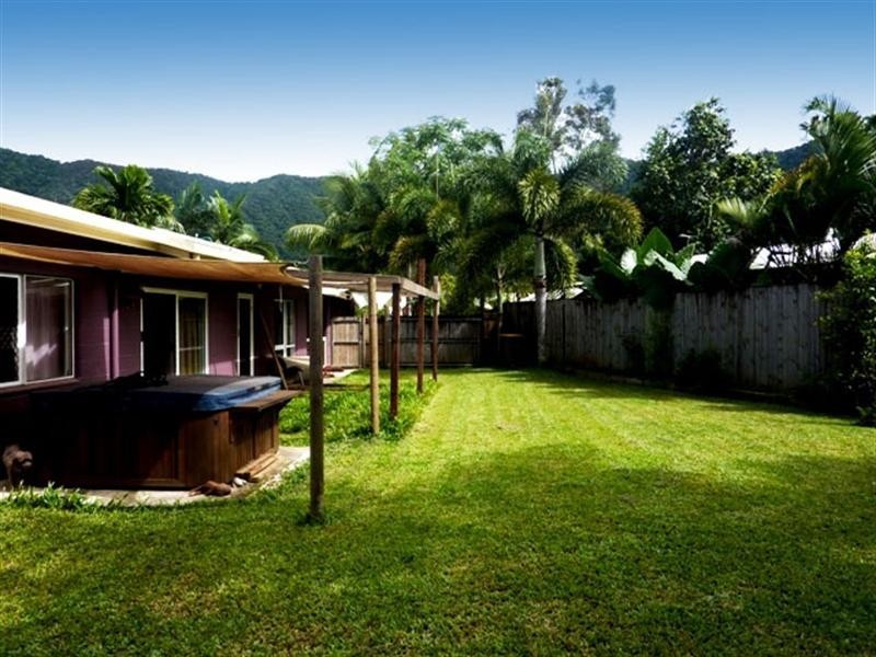 Bentley Park QLD 4869