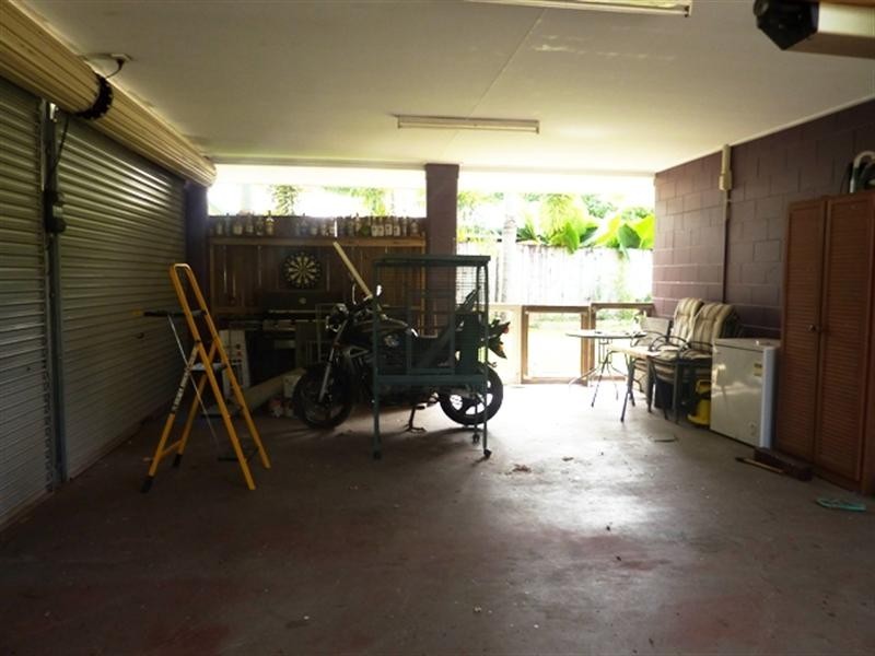 Bentley Park QLD 4869