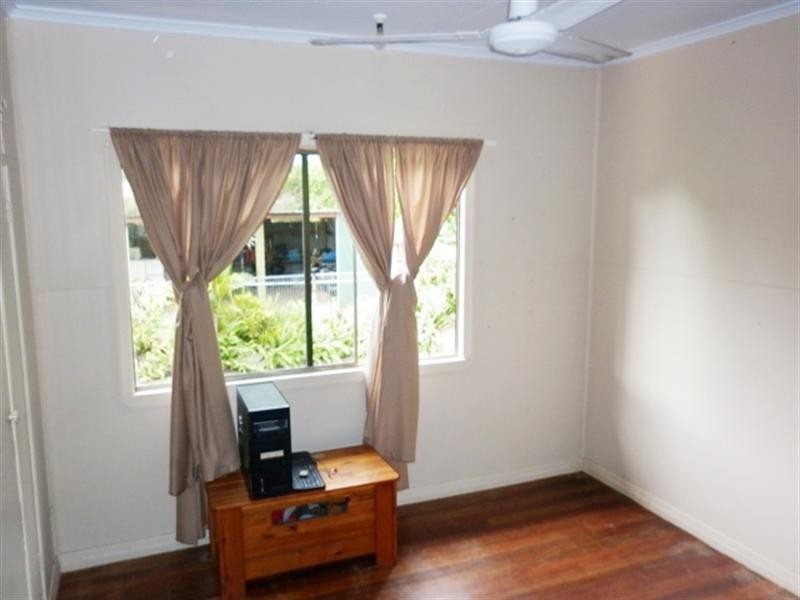 13 Magee Street, Aeroglen QLD 4870