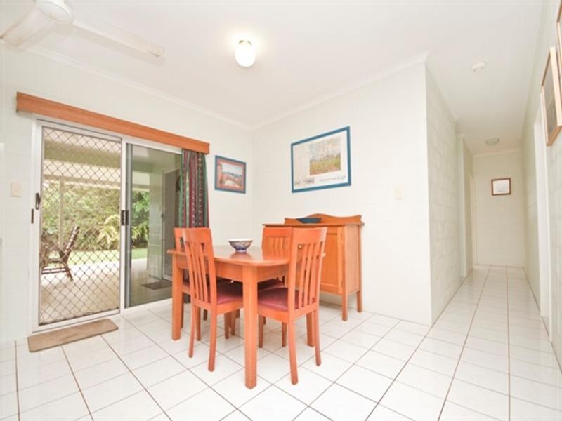 Bentley Park QLD 4869