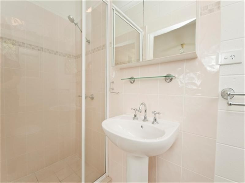 Bentley Park QLD 4869