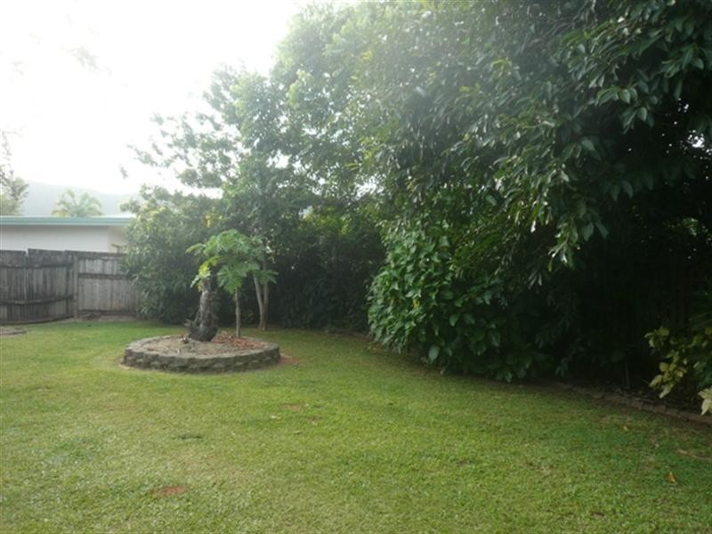 11 Reliance Close, Bentley Park QLD 4869